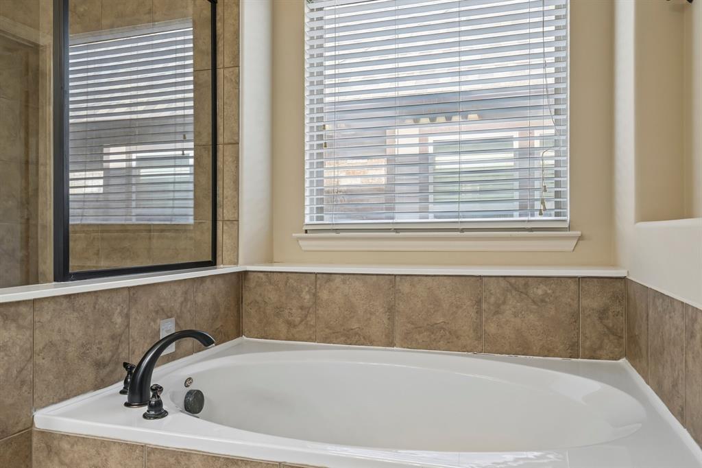 15221 Mount Evans Drive Property Photo 26