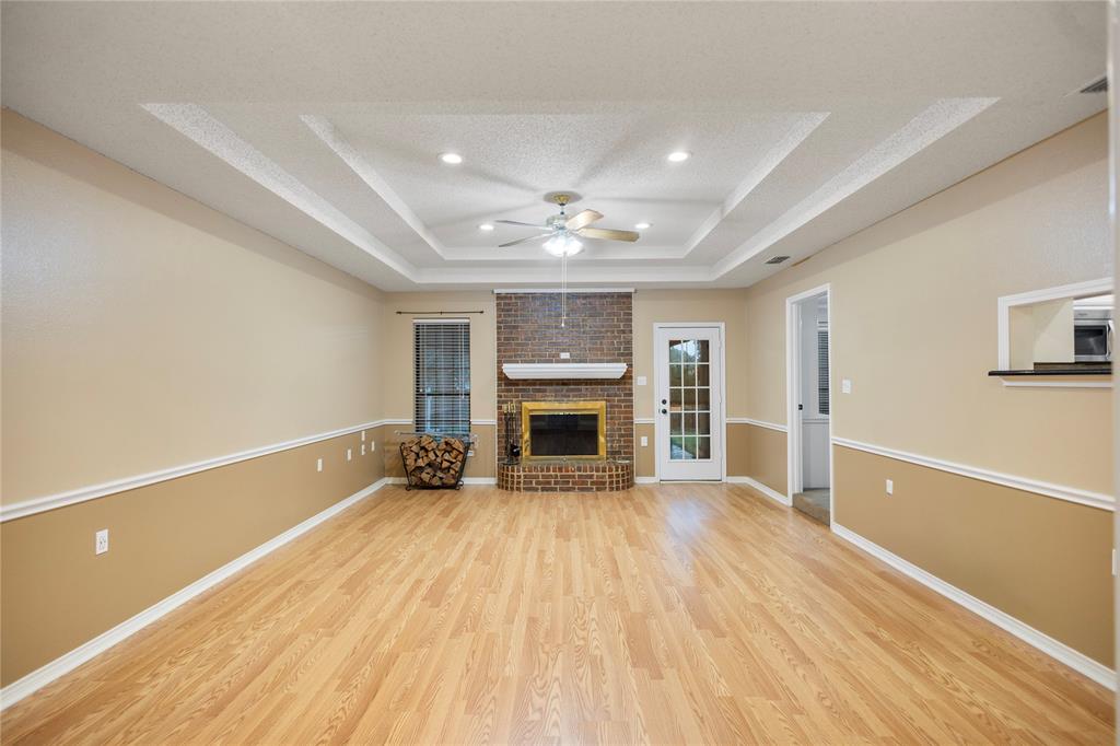 121 Crestview Street Property Photo 12