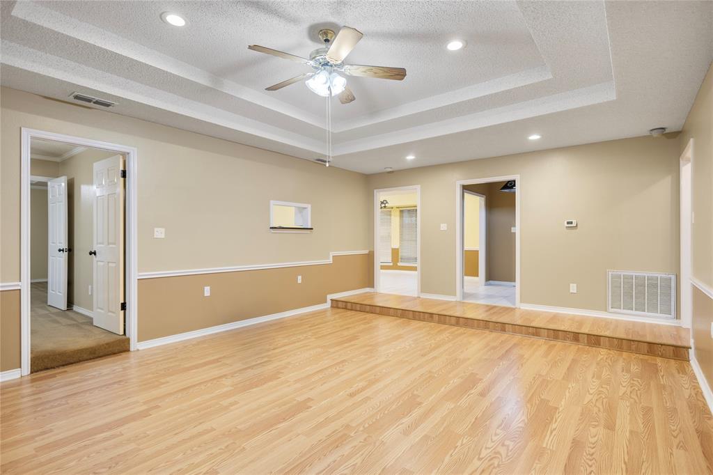 121 Crestview Street Property Photo 14