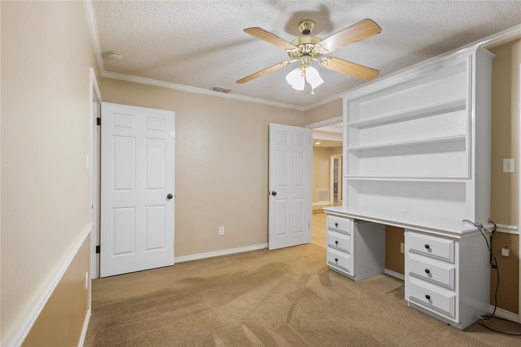121 Crestview Street Property Photo 16