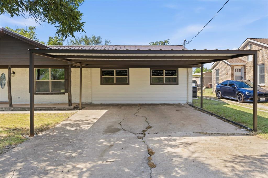 809 W Liveoak Street Property Photo 25