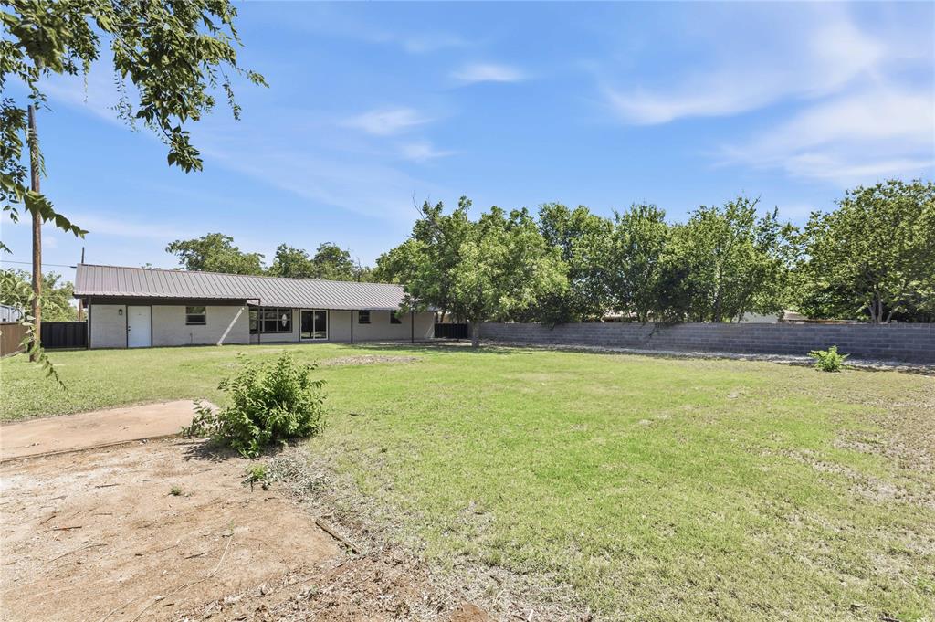 809 W Liveoak Street Property Photo 31