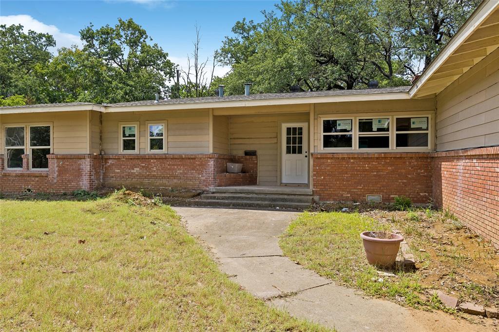 5104 Malinda Lane Property Photo 2