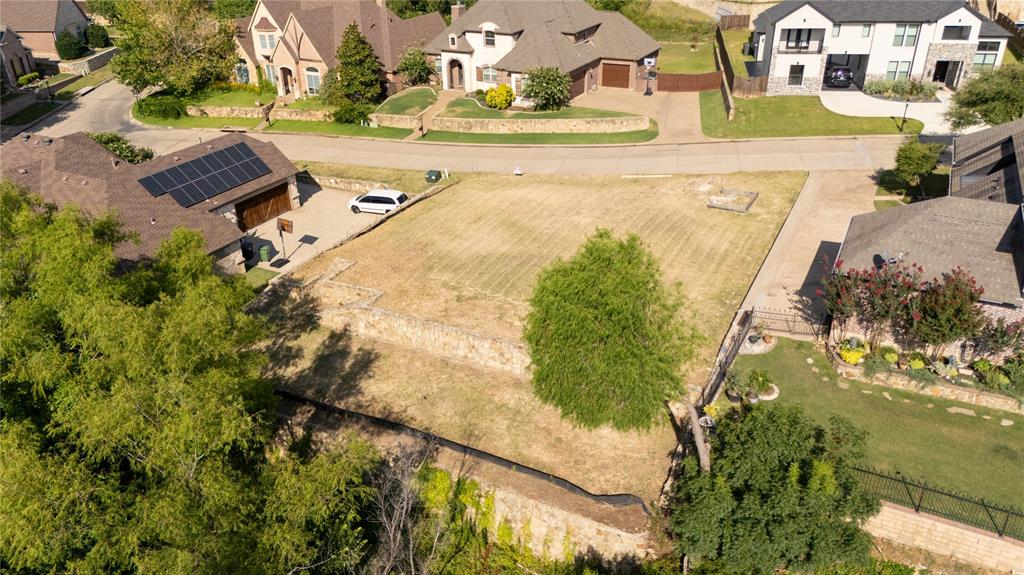 612 Rainbow Creek Court Property Photo 10