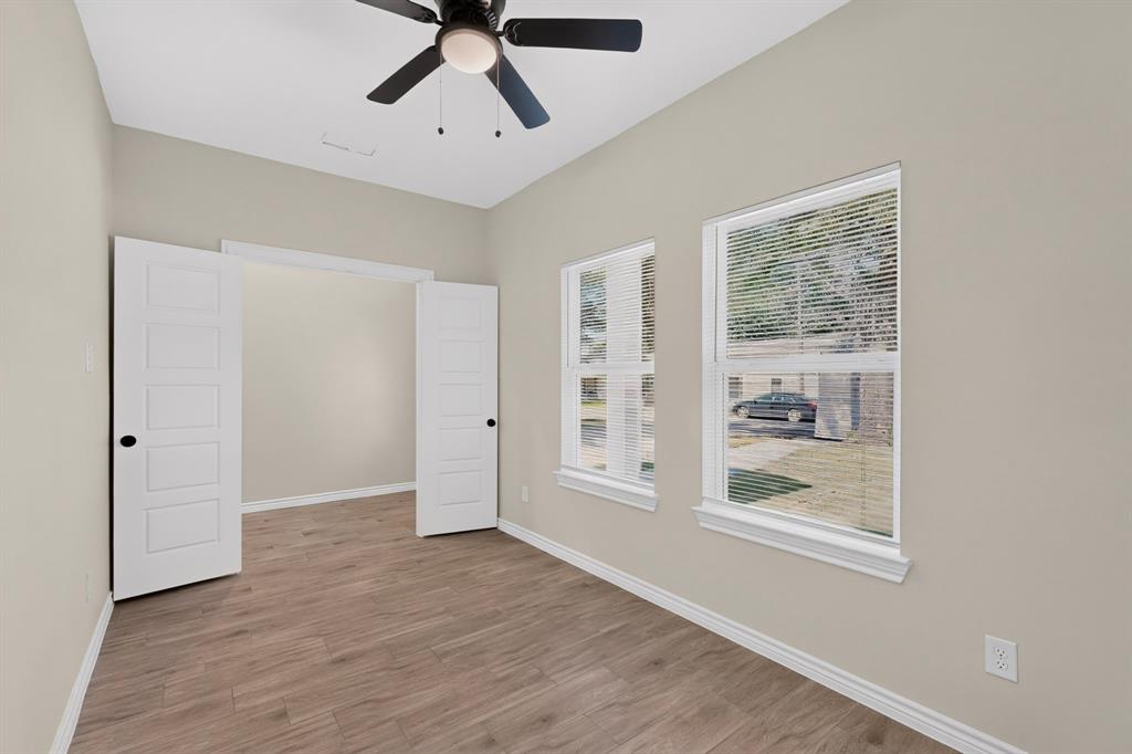 724 N Clements Street Property Photo 31