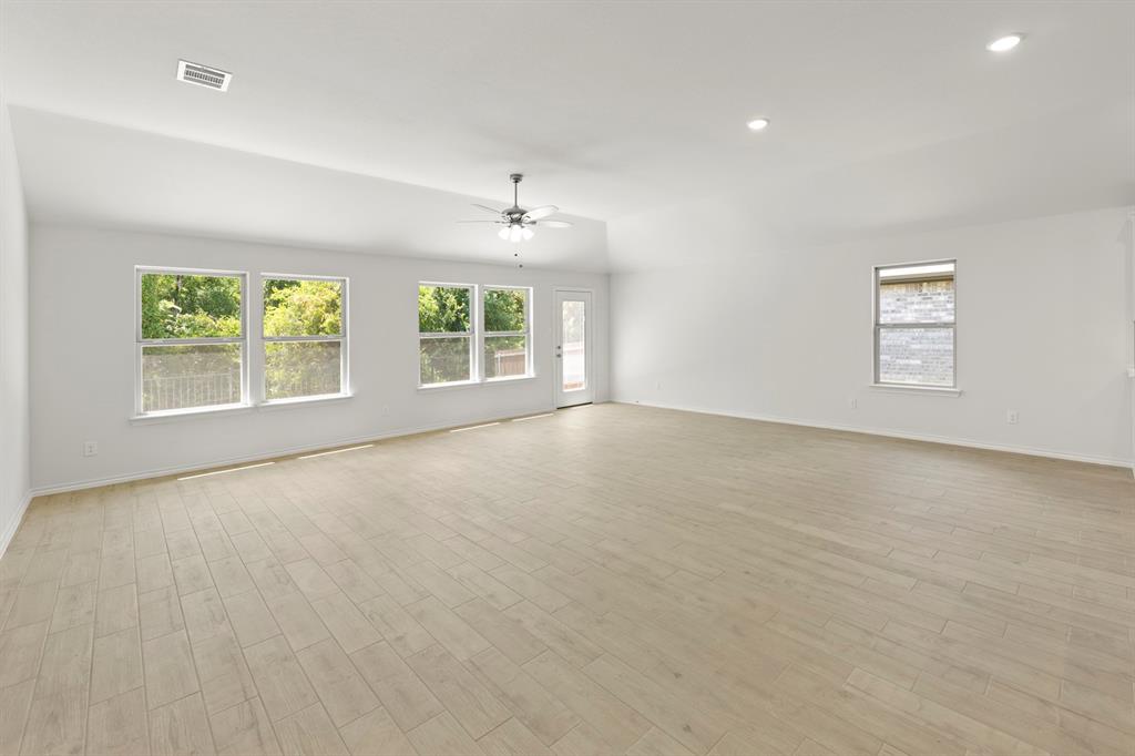 3021 Bailey Way Property Photo 19