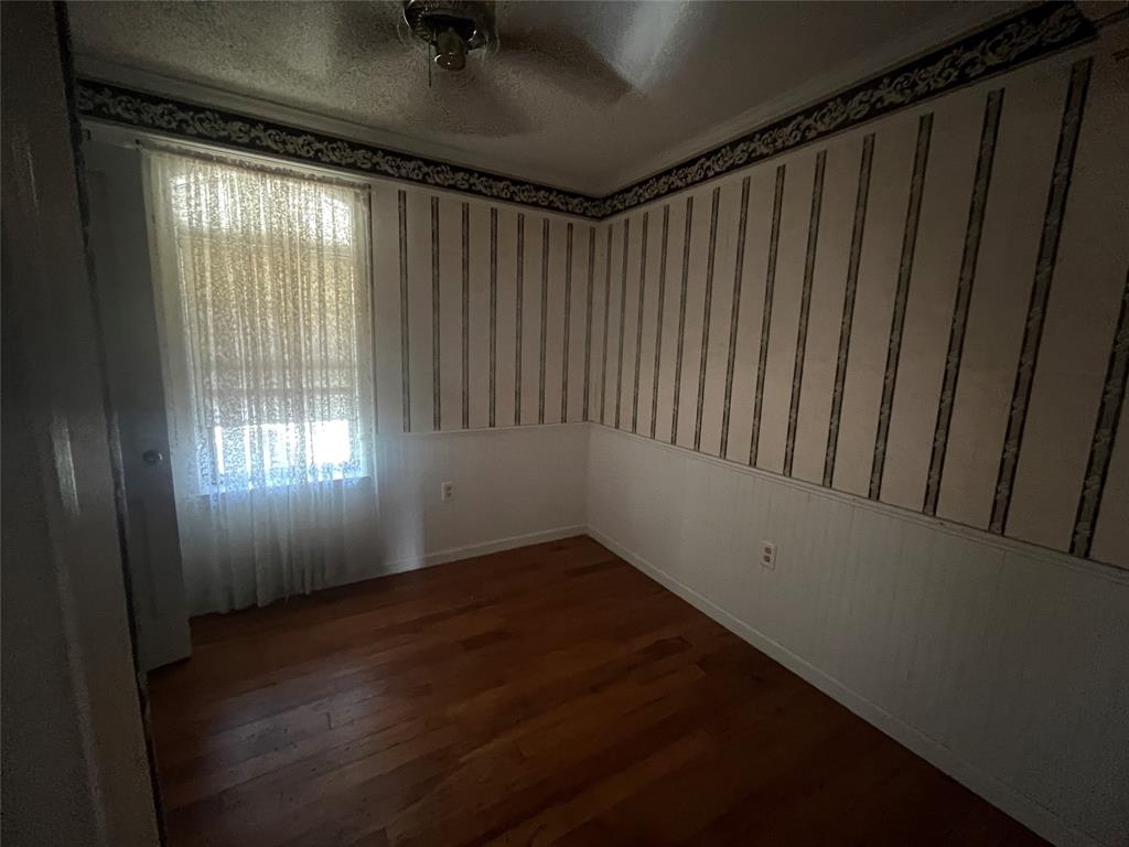 895 County Road 2480 Property Photo 30