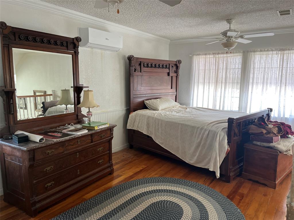 895 County Road 2480 Property Photo 40