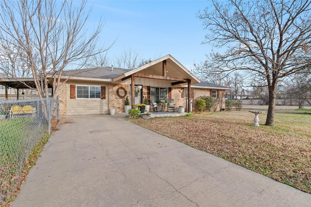 403 Magnolia Avenue Property Photo 2