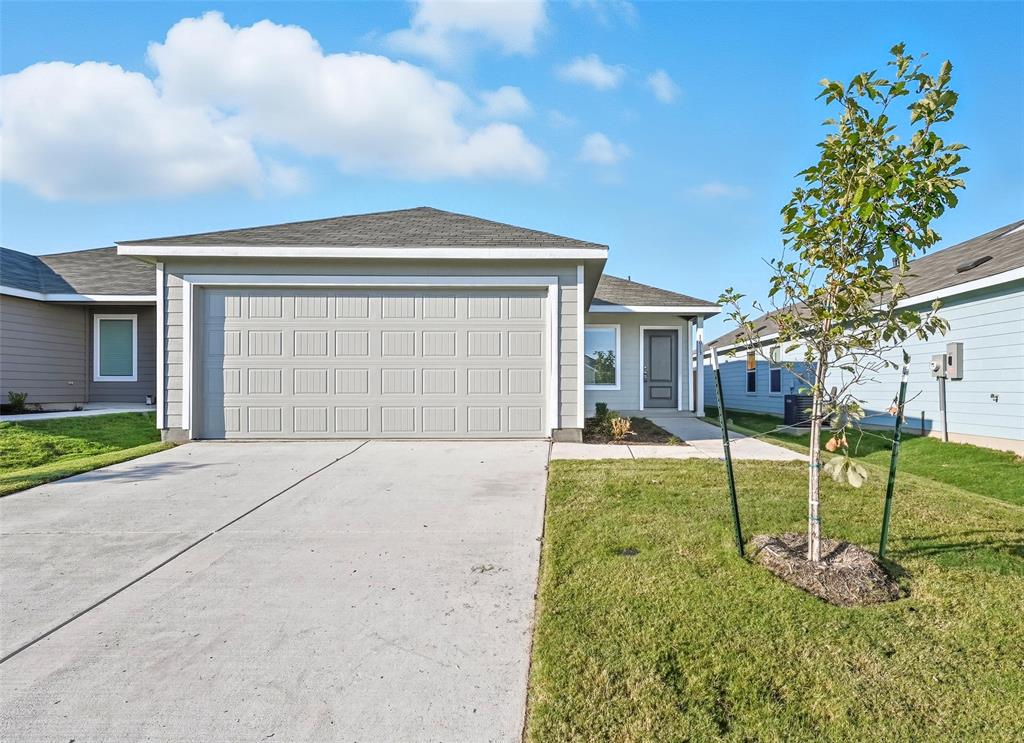 1013 Raintree Road Property Photo 1