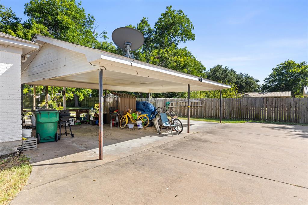 413 S Tyler Street Property Photo 8