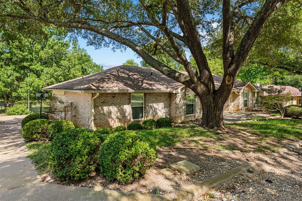 708 Fonville Drive Property Photo 4