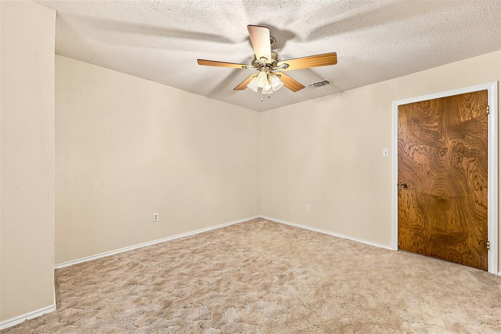 708 Fonville Drive Property Photo 21