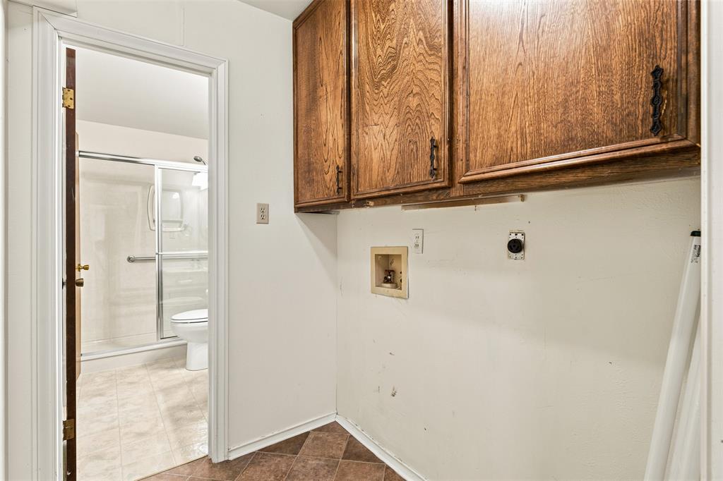 708 Fonville Drive Property Photo 24