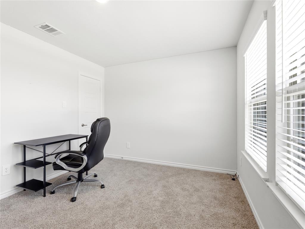9809 Gooseneck Drive Property Photo 25