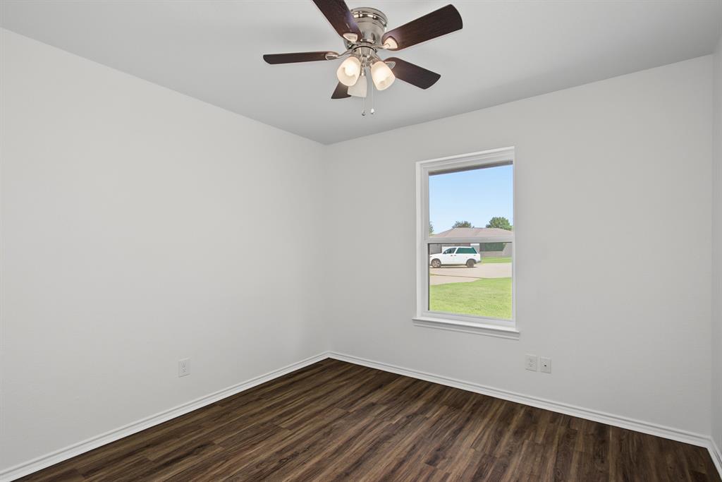 815 Steve Ct Property Photo 17
