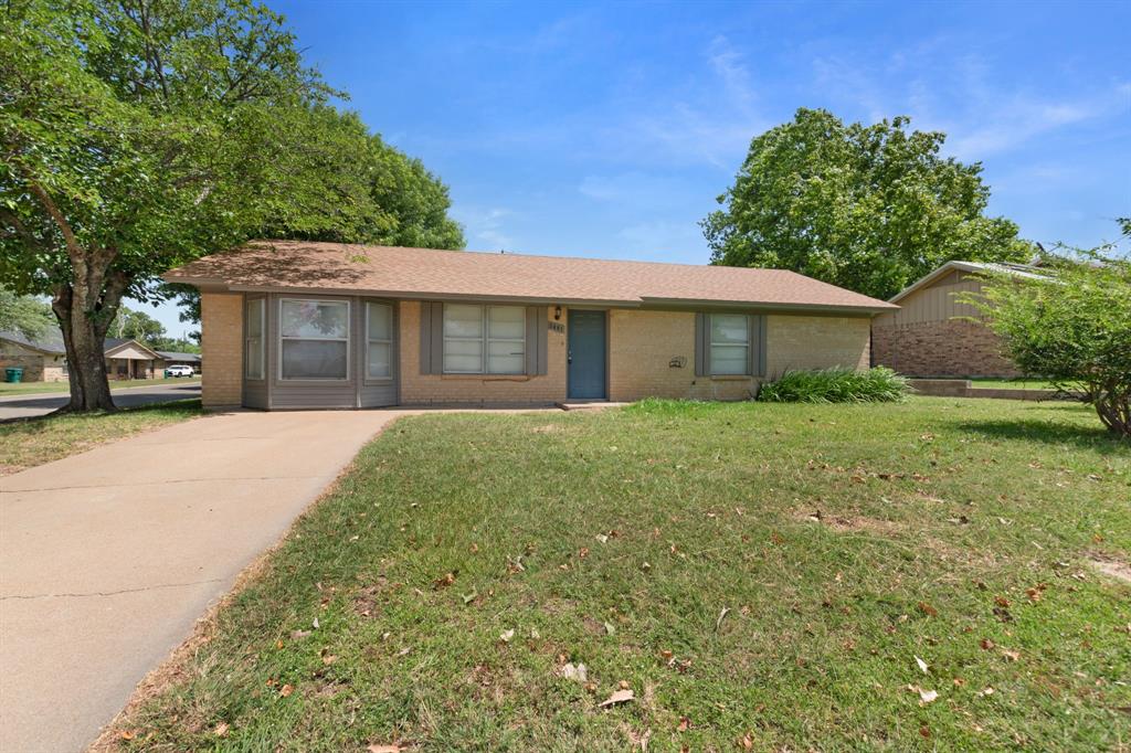 3401 Jewell Drive Property Photo 1