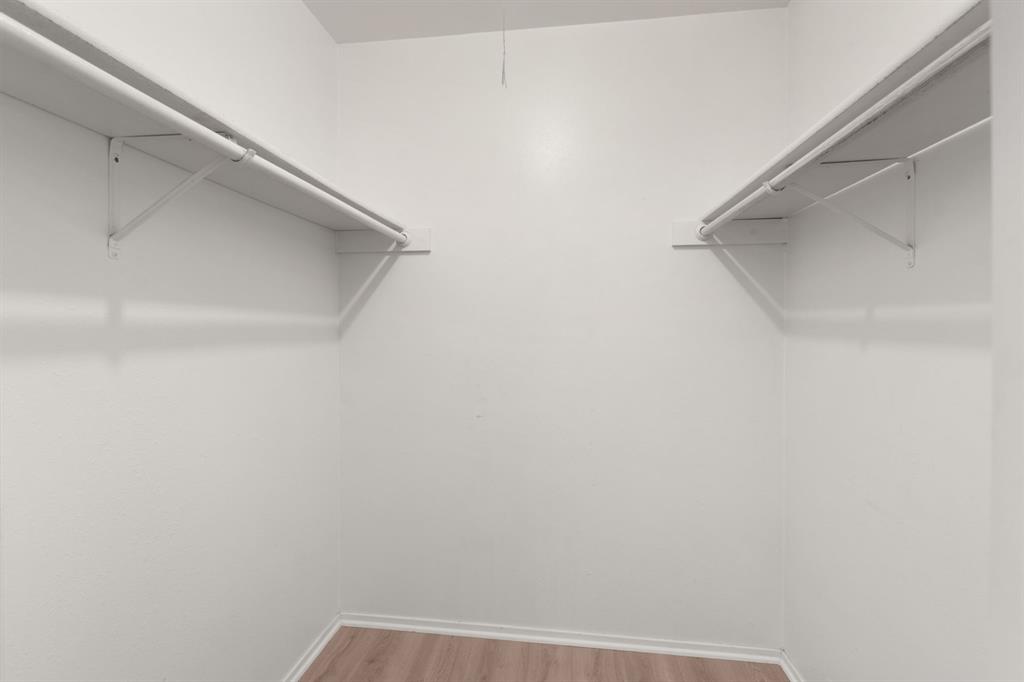 3401 Jewell Drive Property Photo 11