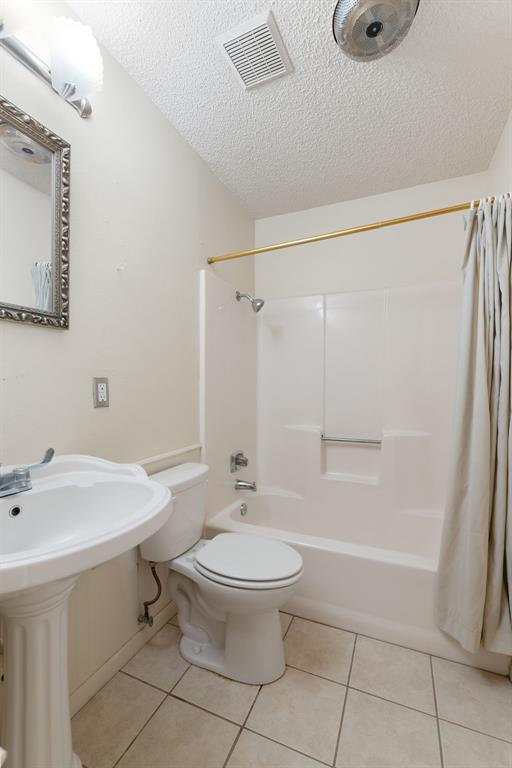 3401 Jewell Drive Property Photo 13