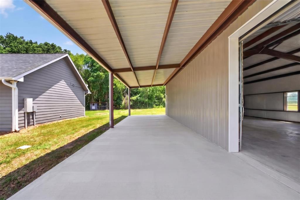 1094 County Road 2389 Property Photo 23