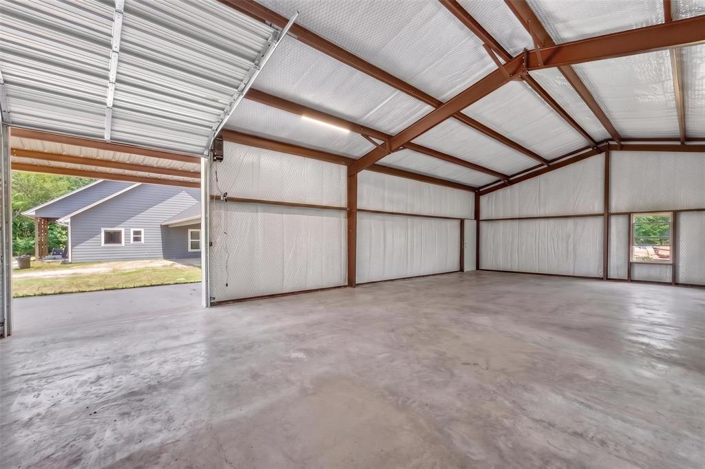 1094 County Road 2389 Property Photo 24