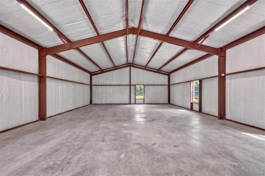 1094 County Road 2389 Property Photo 25