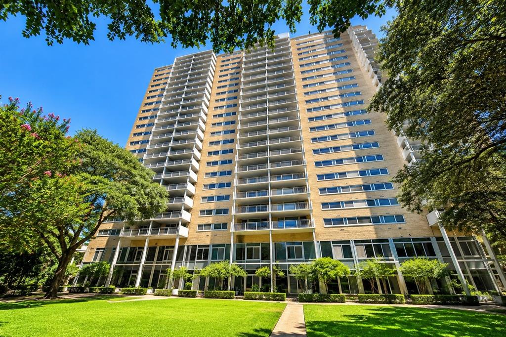 3883 Turtle Creek Boulevard 511 Property Photo 4