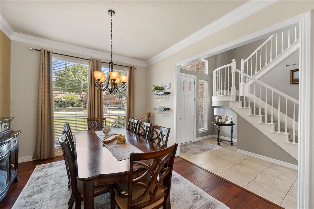 1133 Wales Drive Property Photo 10