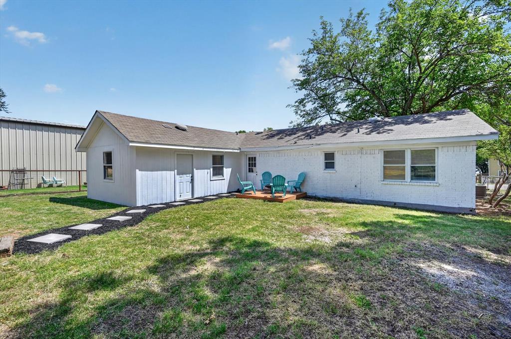 1624 E Lake Drive Property Photo 11