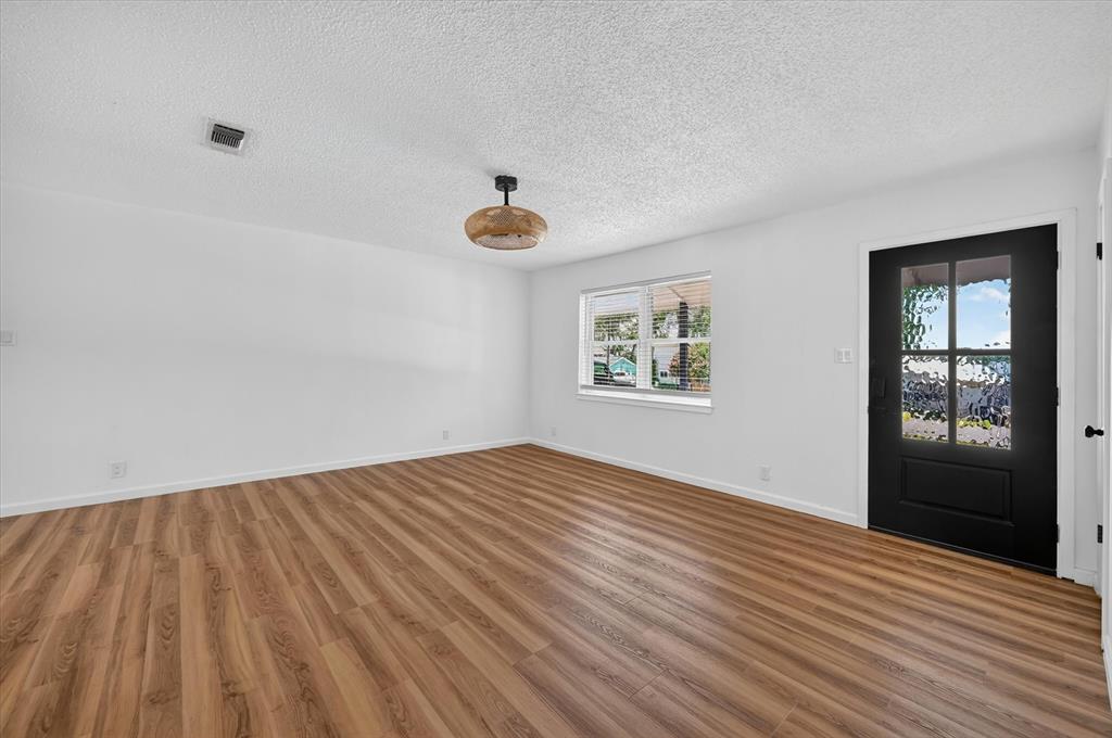 1624 E Lake Drive Property Photo 31