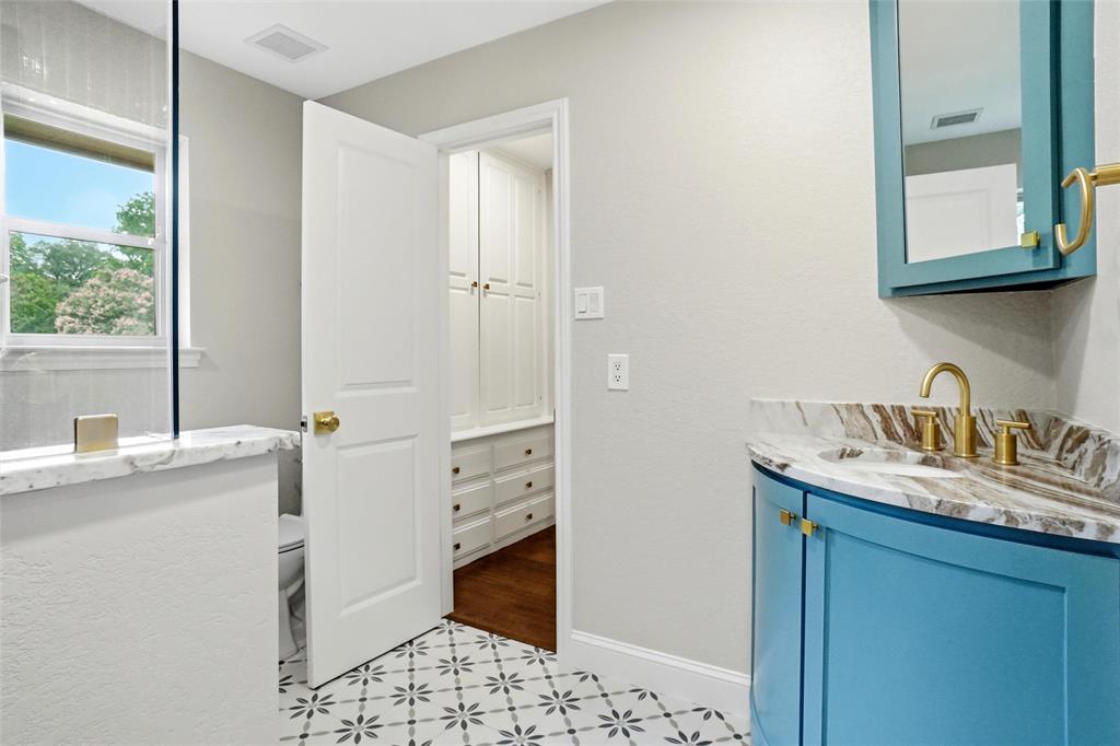 241 Timberlake Drive Property Photo 21