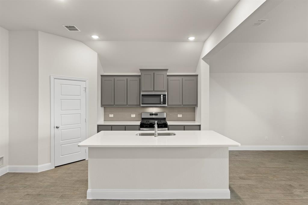117 Meadow Road Property Photo 3