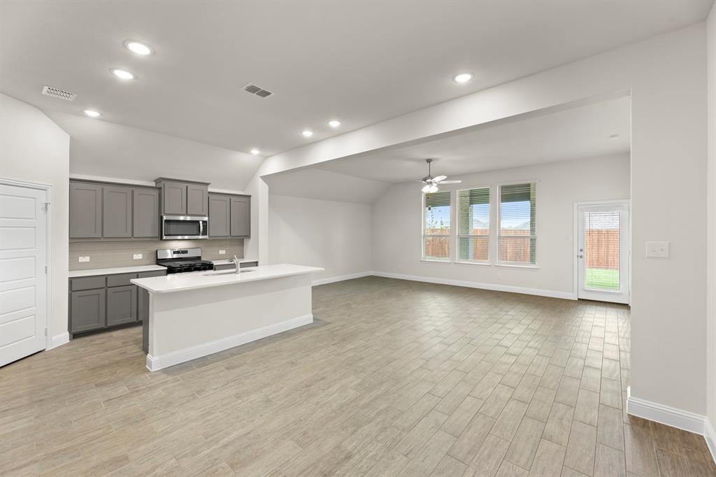 117 Meadow Road Property Photo 7