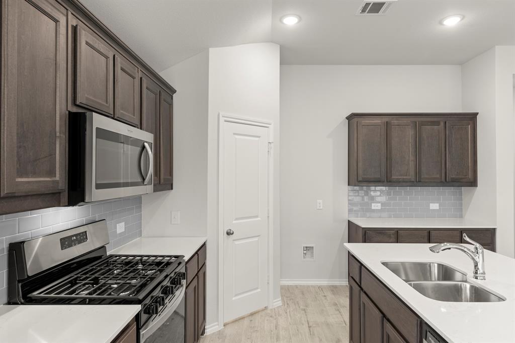 1708 Quapaw Trail Property Photo 6