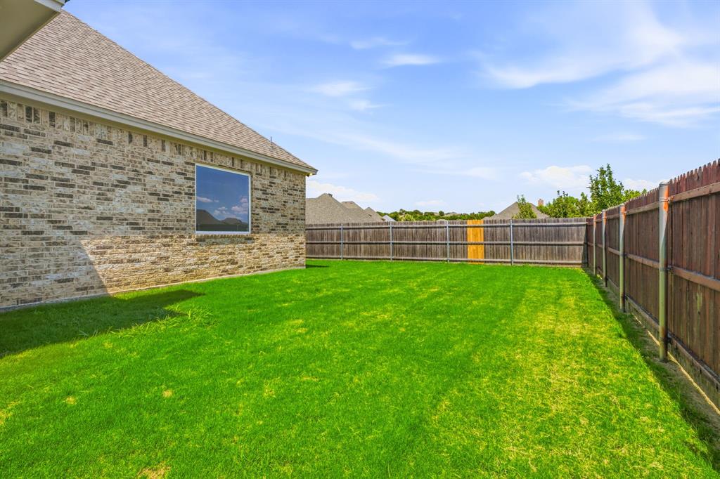 162 Breeders Drive Property Photo 33
