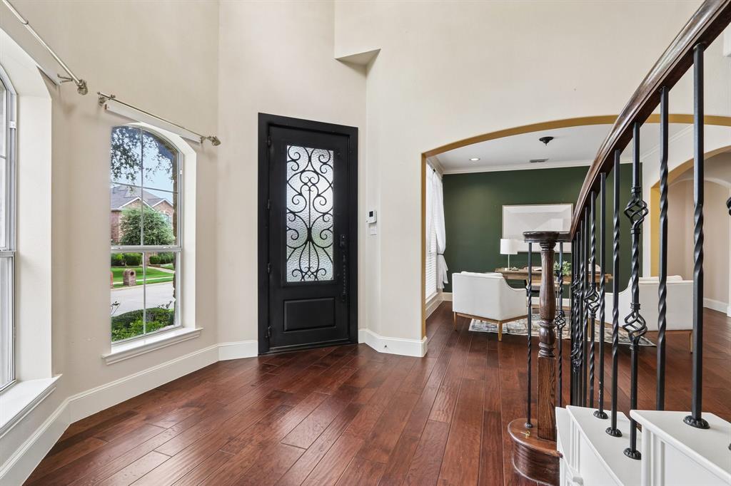2027 Stonemont Court Property Photo 3