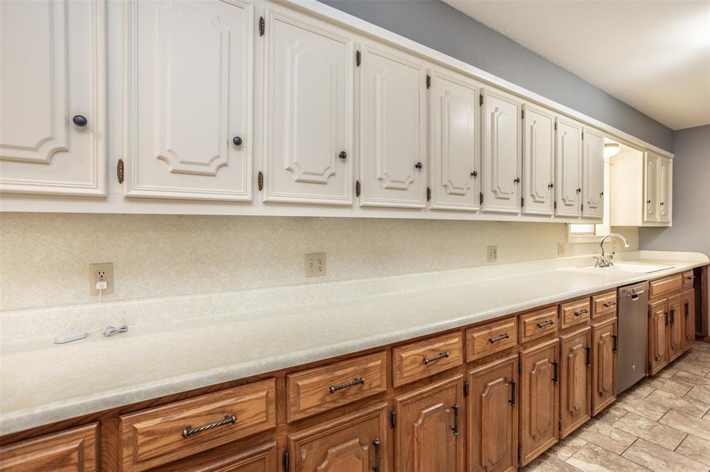 6989 W Fm 922 Property Photo 10