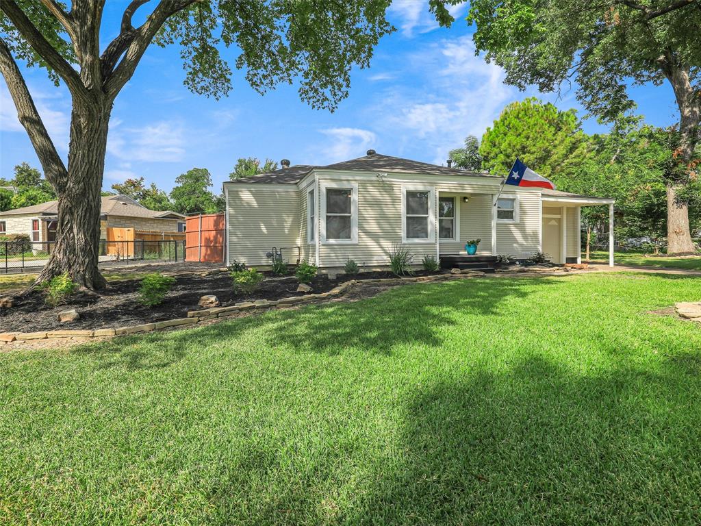 1502 Resistol Road Property Photo 28