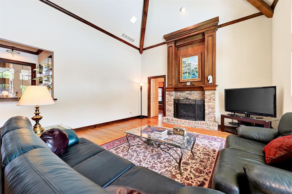 5901 Flintshire Lane Property Photo 7