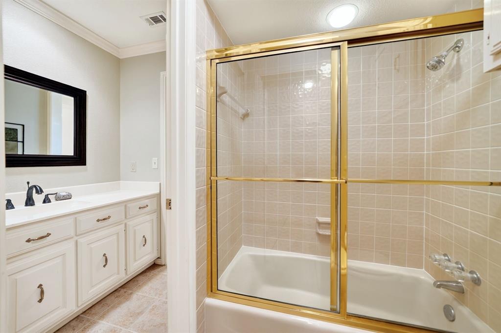 5901 Flintshire Lane Property Photo 24