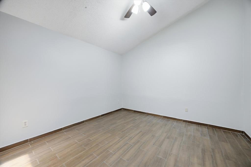 1828 Ridgeview Plaza Property Photo 14