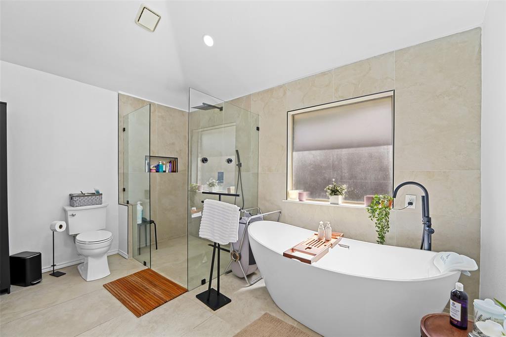 1220 Dentonshire Drive Property Photo 29