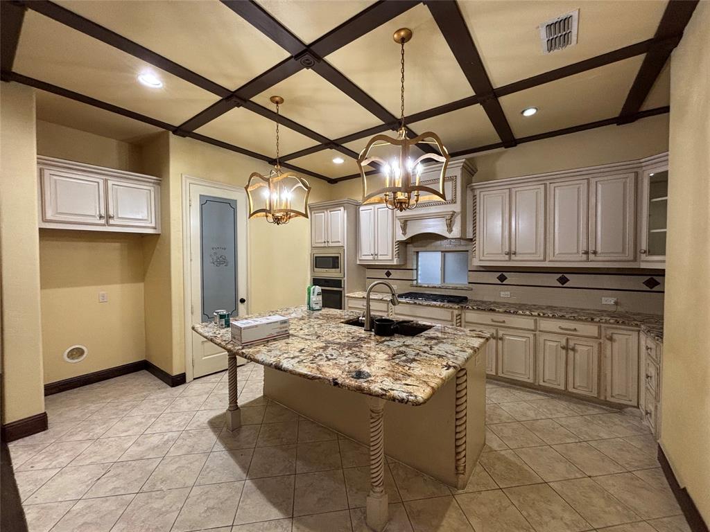 2807 Borama Drive Property Photo 9