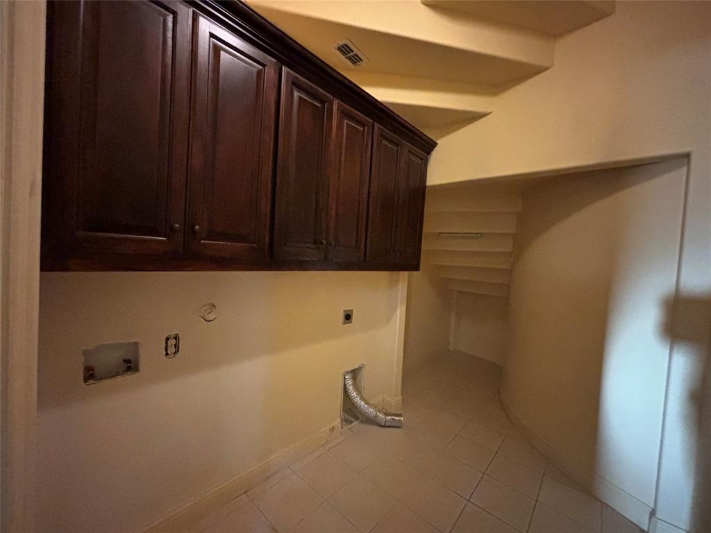 2807 Borama Drive Property Photo 14