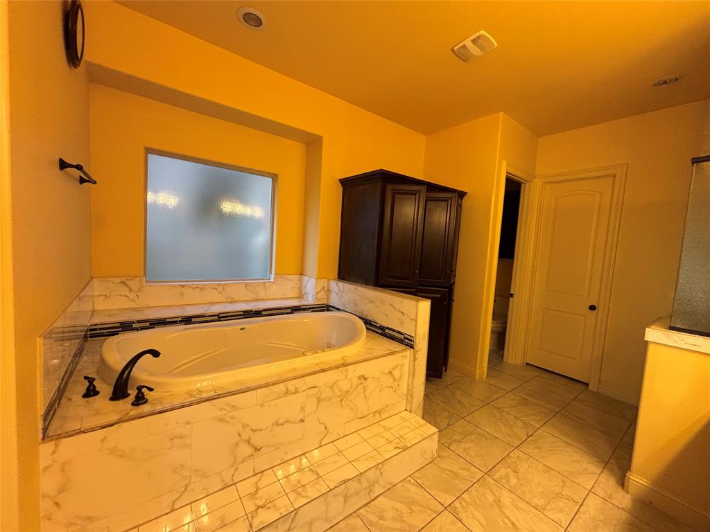 2807 Borama Drive Property Photo 17