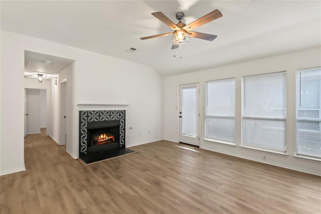 826 Savage Drive Property Photo 6