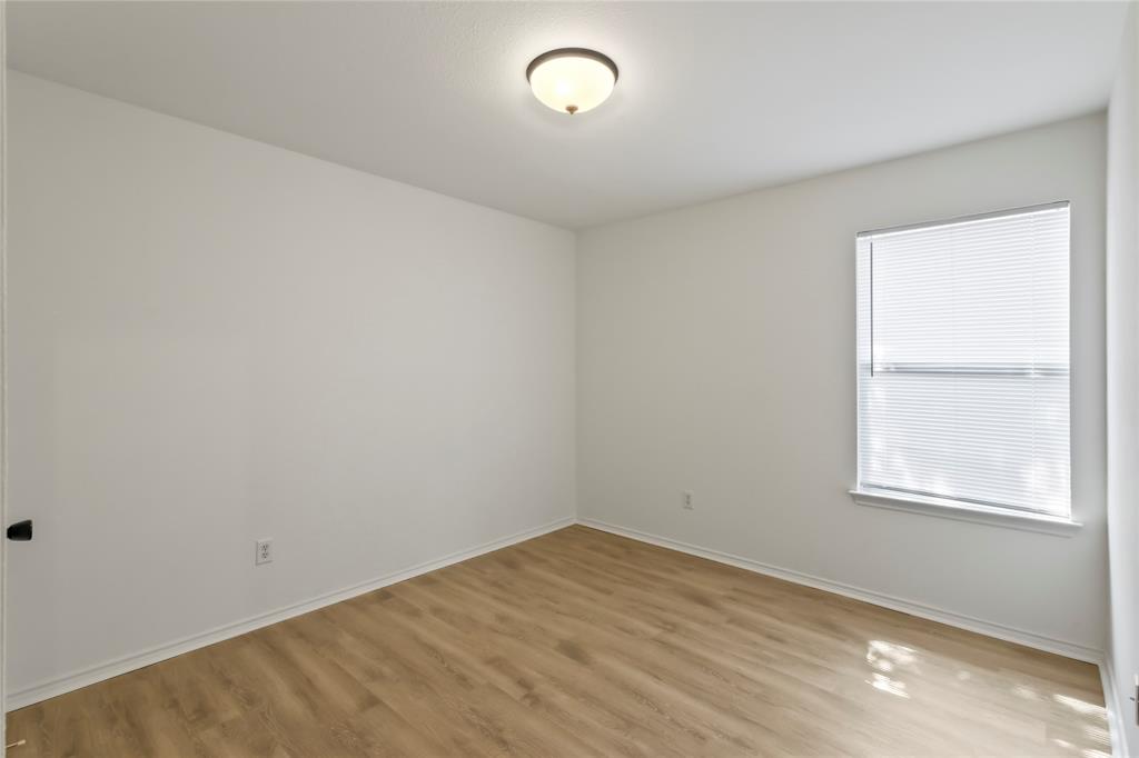 826 Savage Drive Property Photo 14