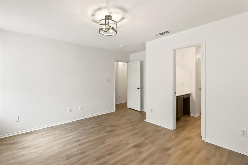 826 Savage Drive Property Photo 16