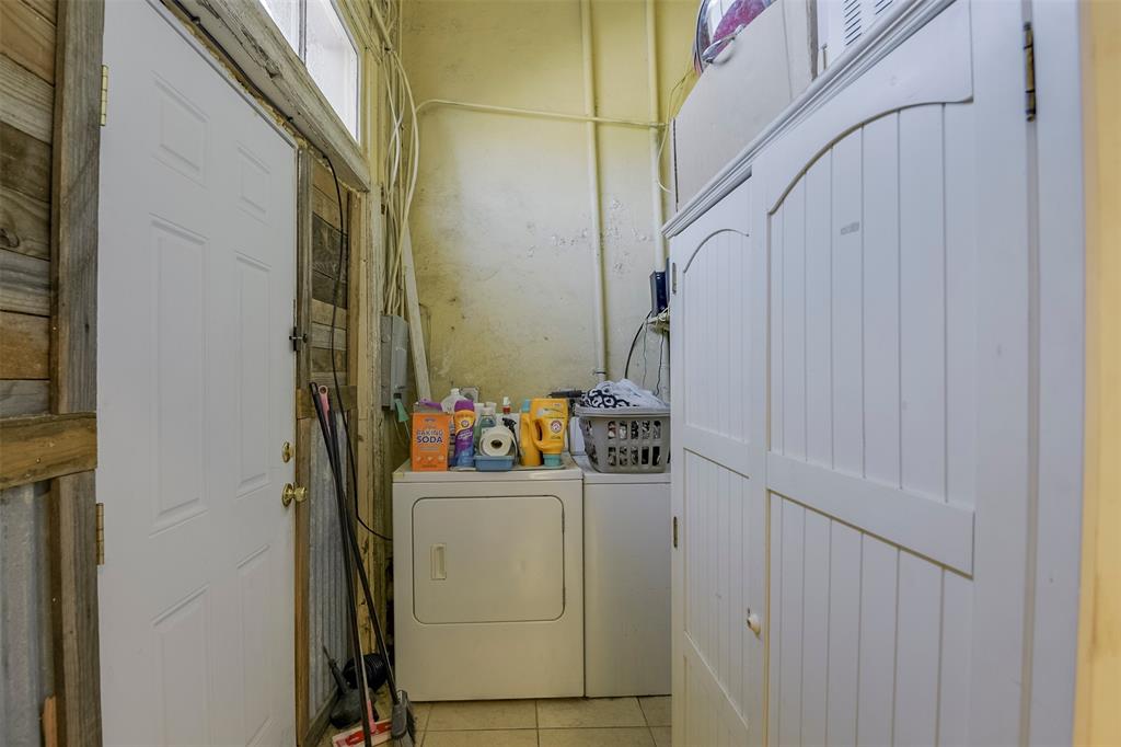 118 N Main Street Property Photo 31