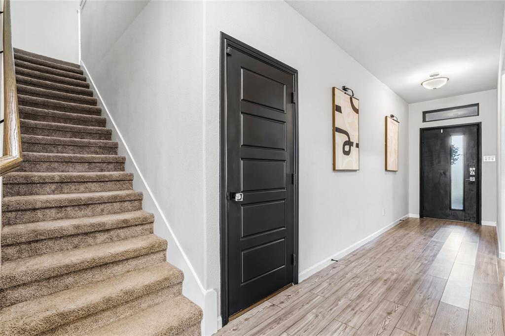 6717 Aster Drive Property Photo 12